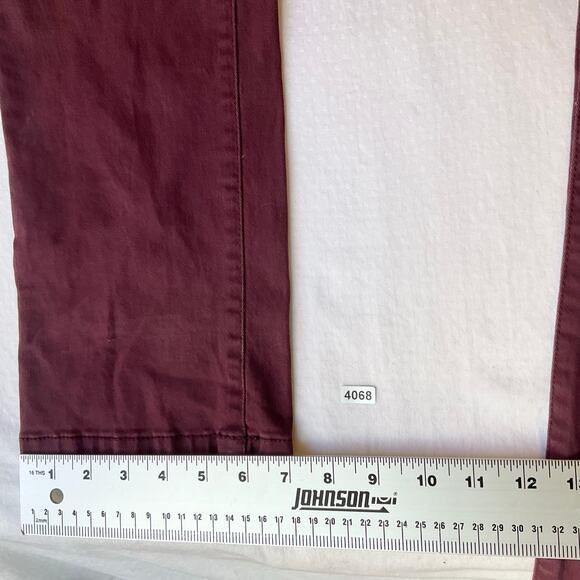 Gloria Vanderbilt Women Jeans size 10 Red Avery Straight Leg High Rise Stretch - Picture 7 of 12